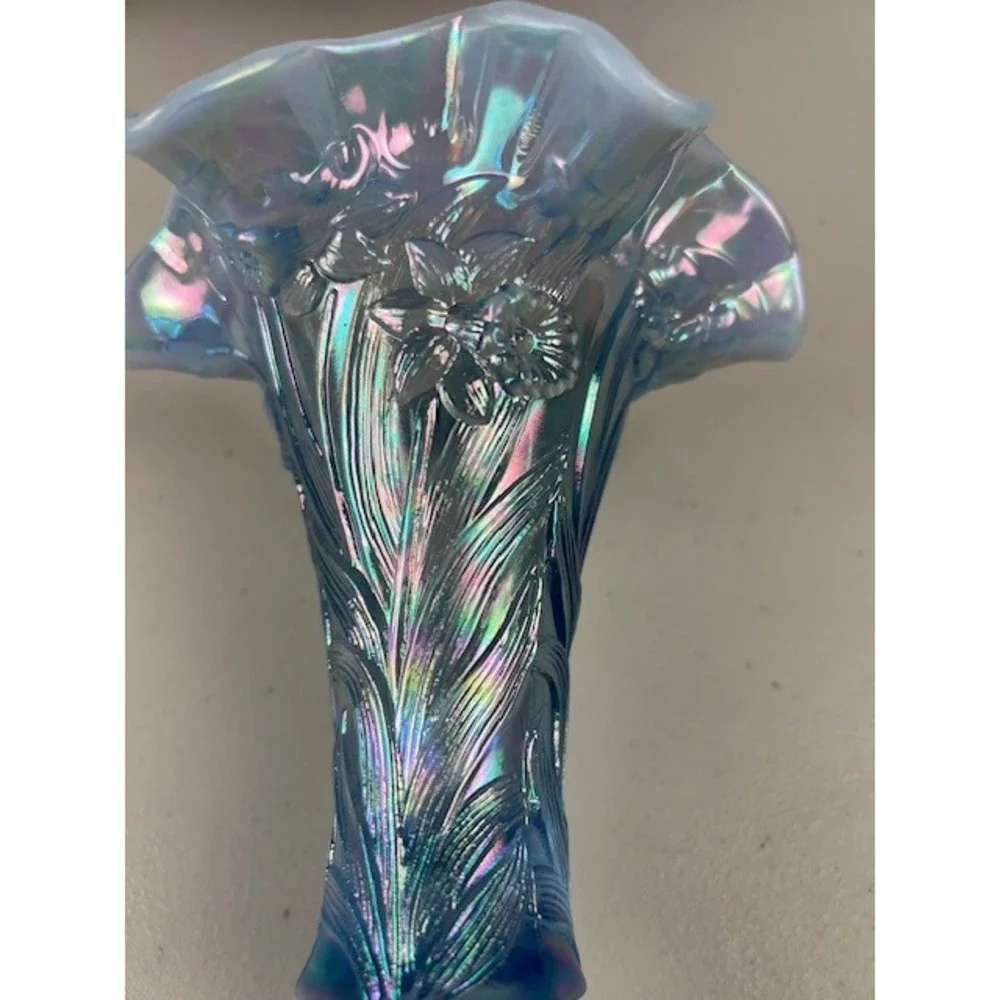 Fenton Ice Blue Iridescent Vase Daffodils Ruffled Edge 7-8